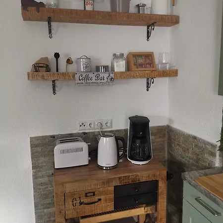 Pauls Hexenhaus Hexe Mit Fahrrad Garage Und Innenhof Fuer Motorraeder Thale